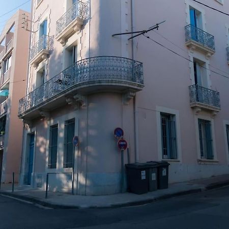 Emile Zola - Grand Appartement Proche Gare Et Polygone - Parking Gratuit- Béziers Kültér fotó
